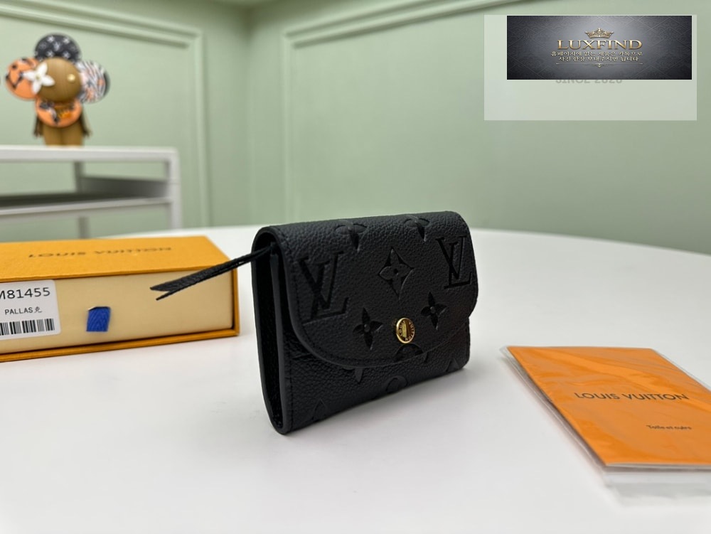 Louis Vuitton M81923