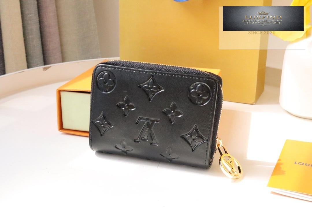 Louis Vuitton M81599