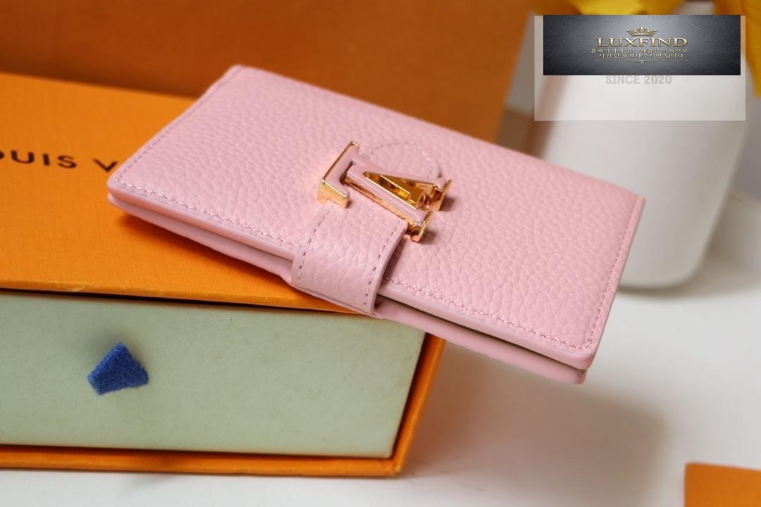 Louis Vuitton M81561