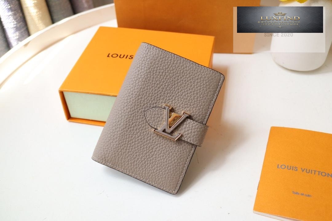Louis Vuitton M81561