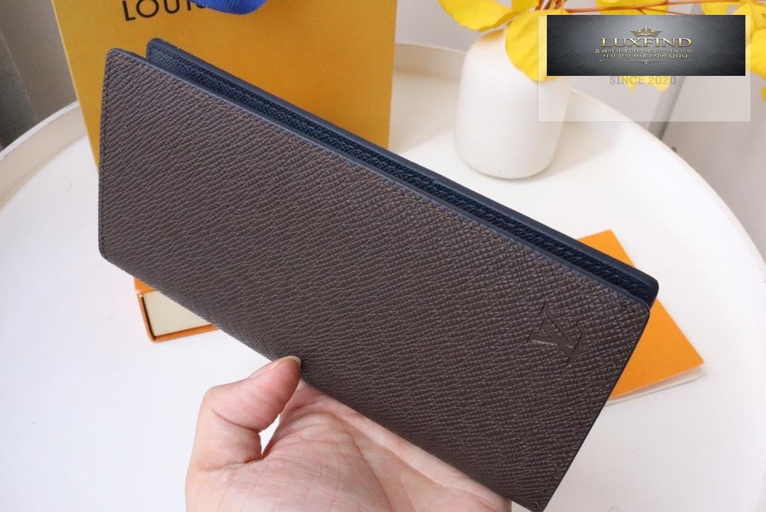 Louis Vuitton M81554