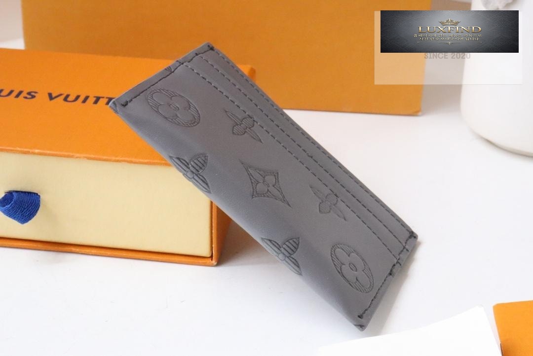 Louis Vuitton M81383