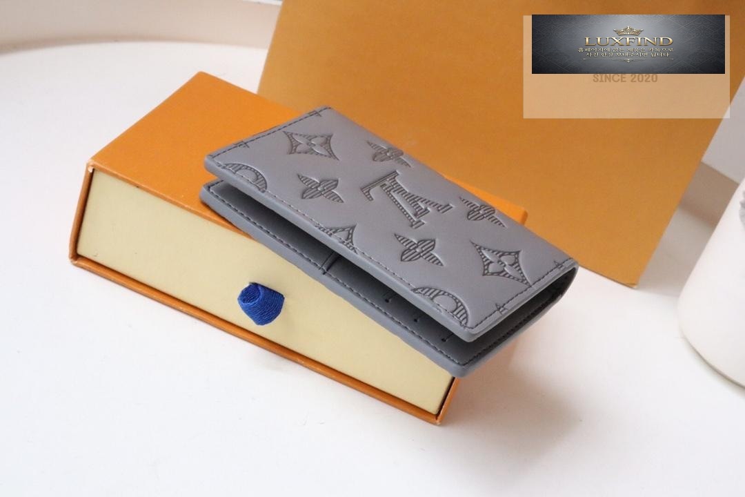 Louis Vuitton M81383