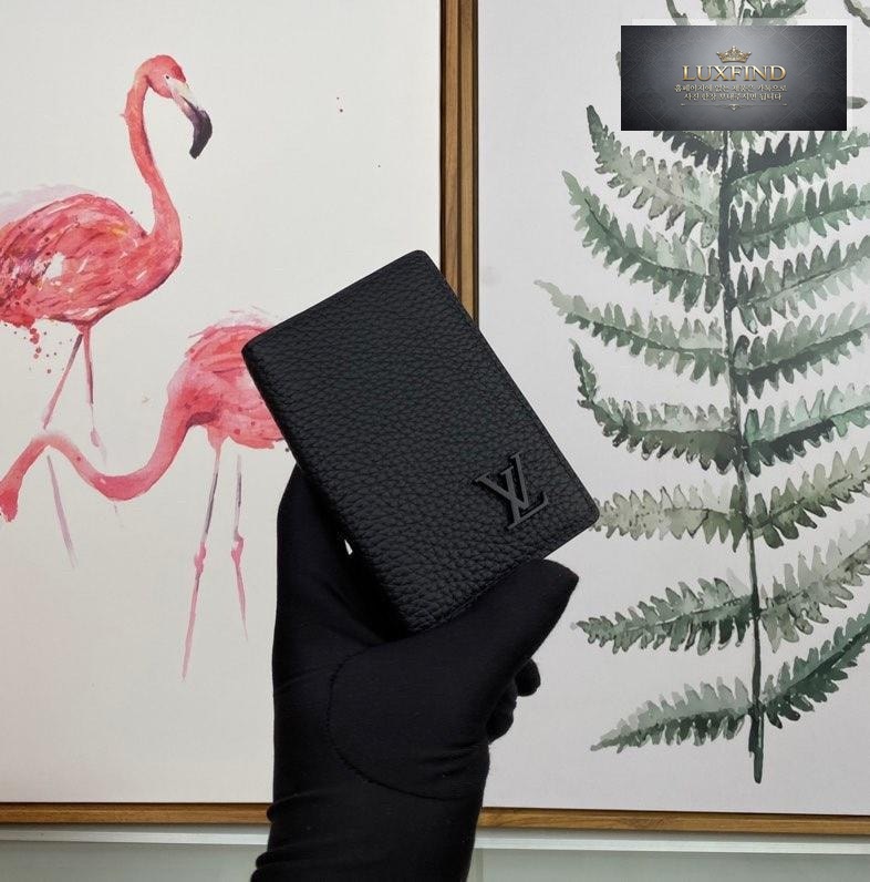 Louis Vuitton M69976