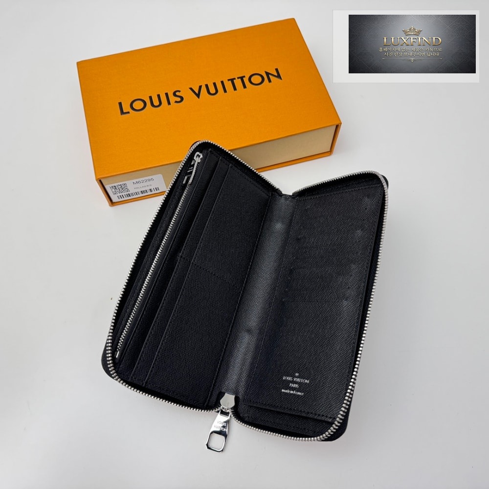 Louis Vuitton M62295