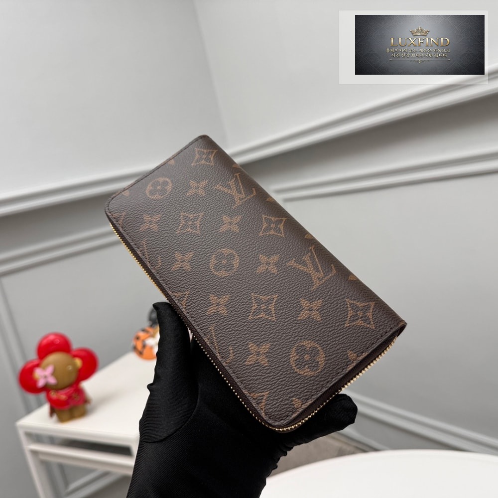 Louis Vuitton M62295