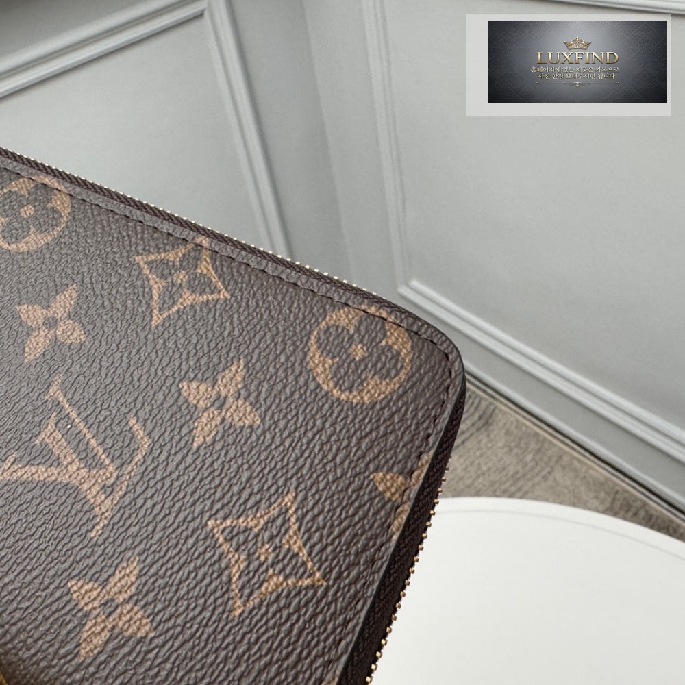 Louis Vuitton M62295