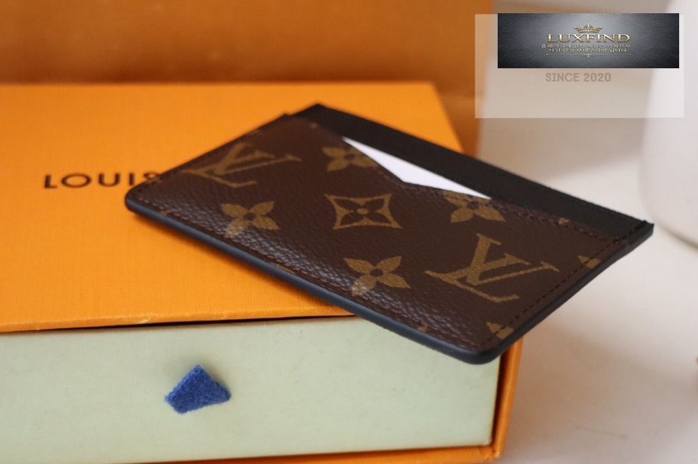 Louis Vuitton M60166