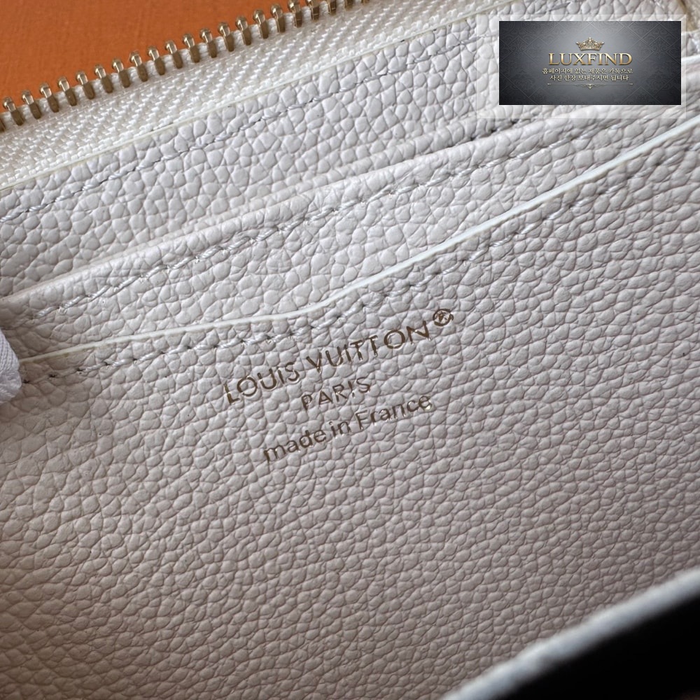 Louis Vuitton M14563