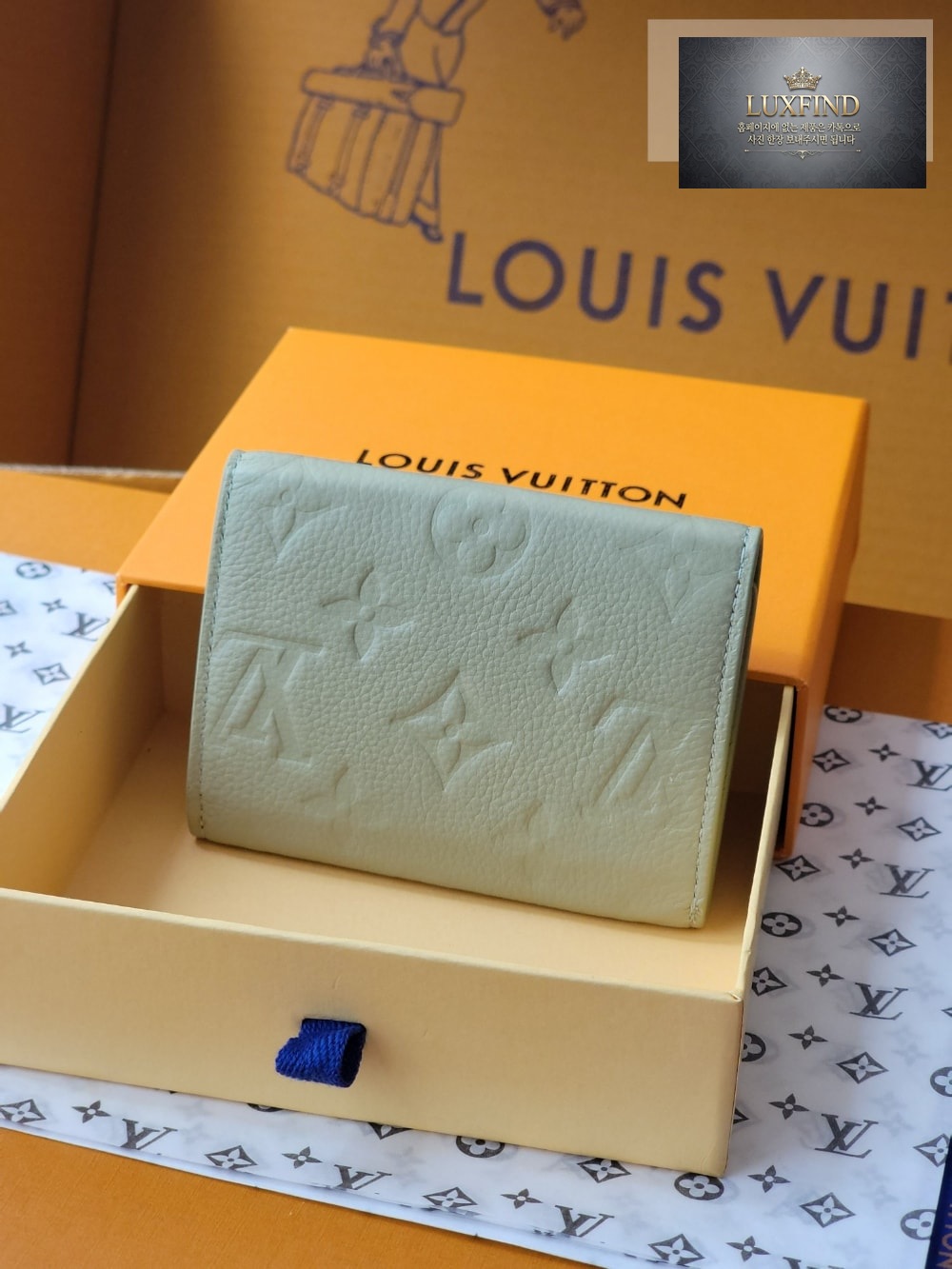 Louis Vuitton M14086