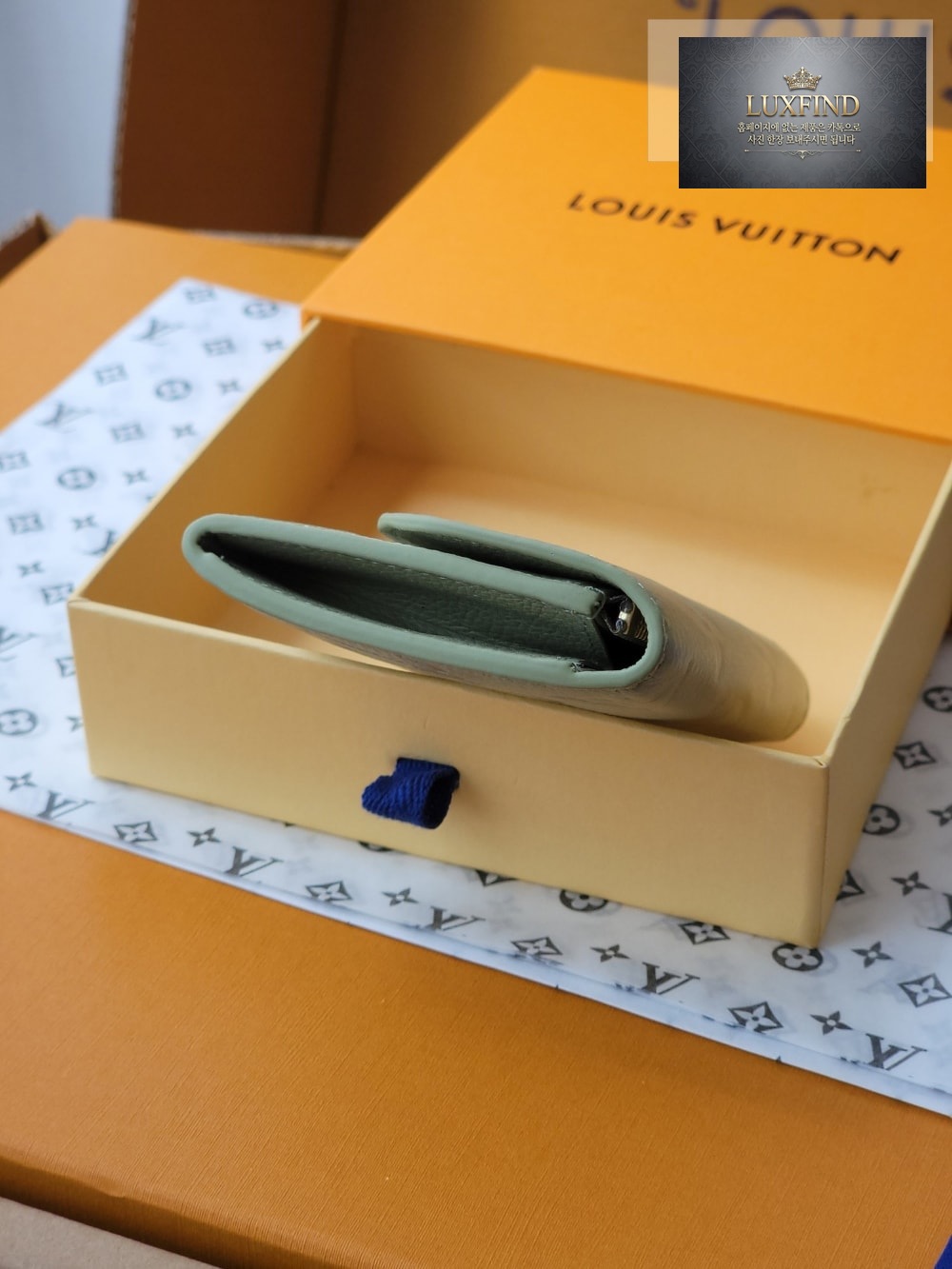 Louis Vuitton M14086