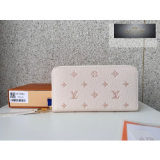 Louis Vuitton M13644