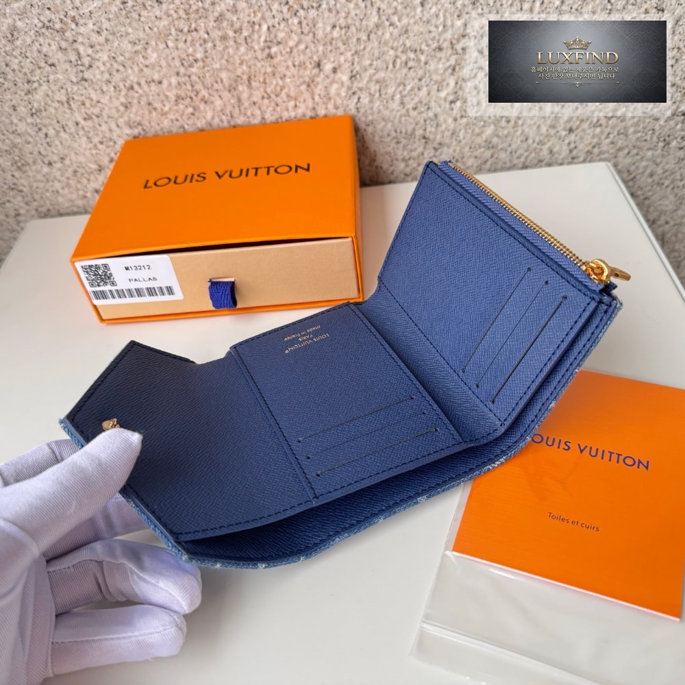 Louis Vuitton M13212