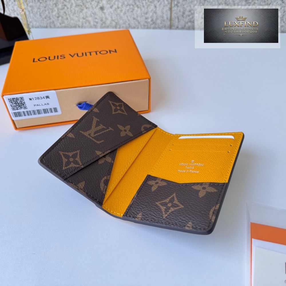 Louis Vuitton M12829