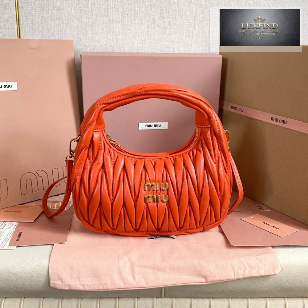 Miu Miu Wander Matelasse Nappa Leather Hobo