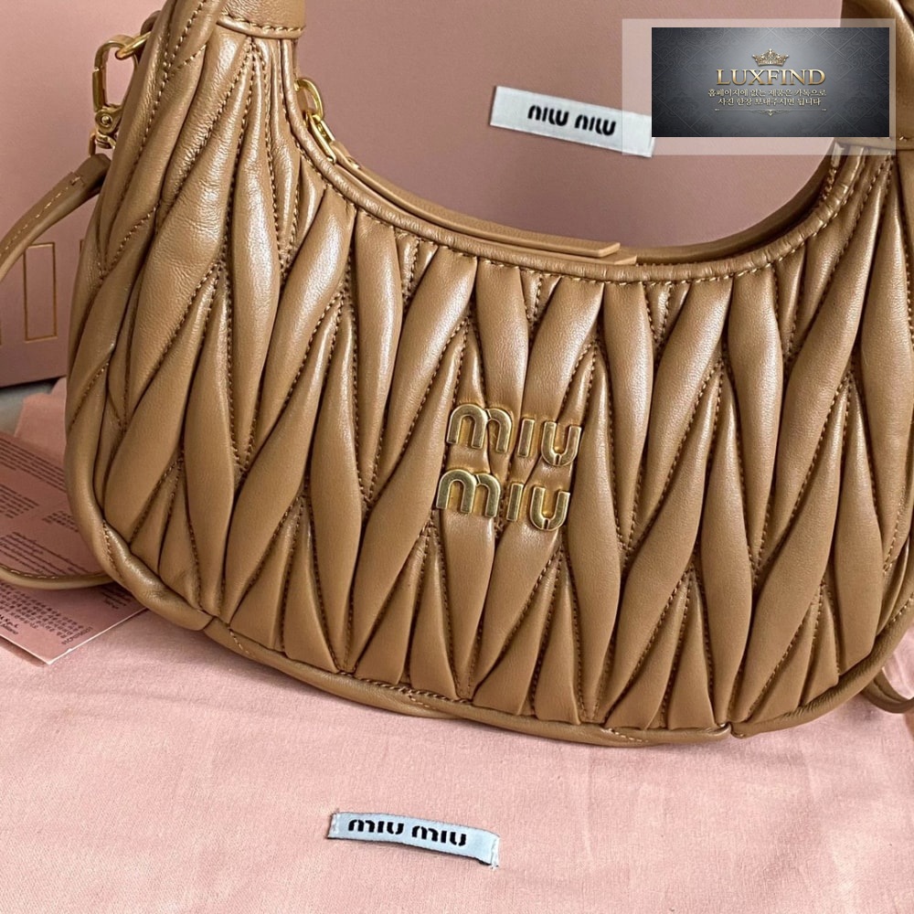 Miu Miu Wander Matelasse Nappa Leather Hobo