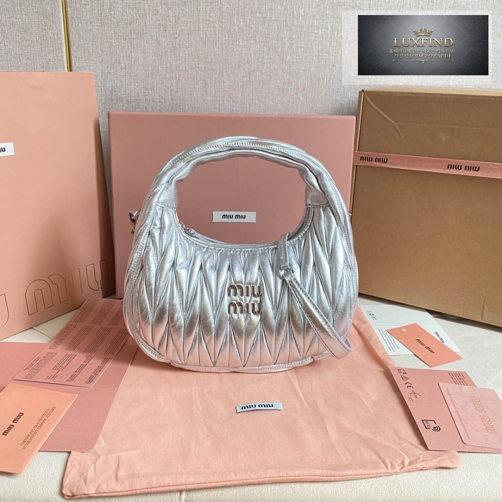 Miu Miu Wander Matelasse Nappa Leather Hobo