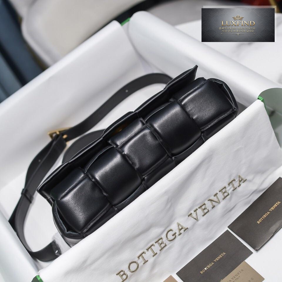 Bottega Veneta Padded Cassette