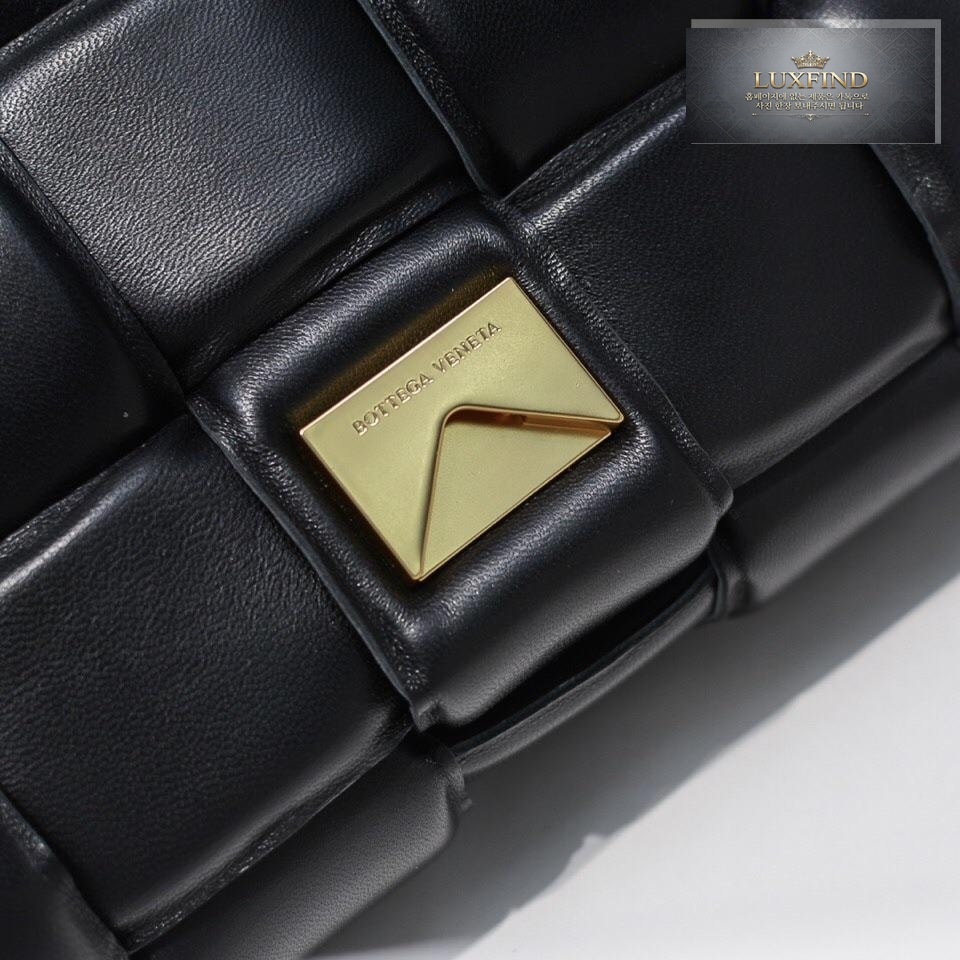 Bottega Veneta Padded Cassette