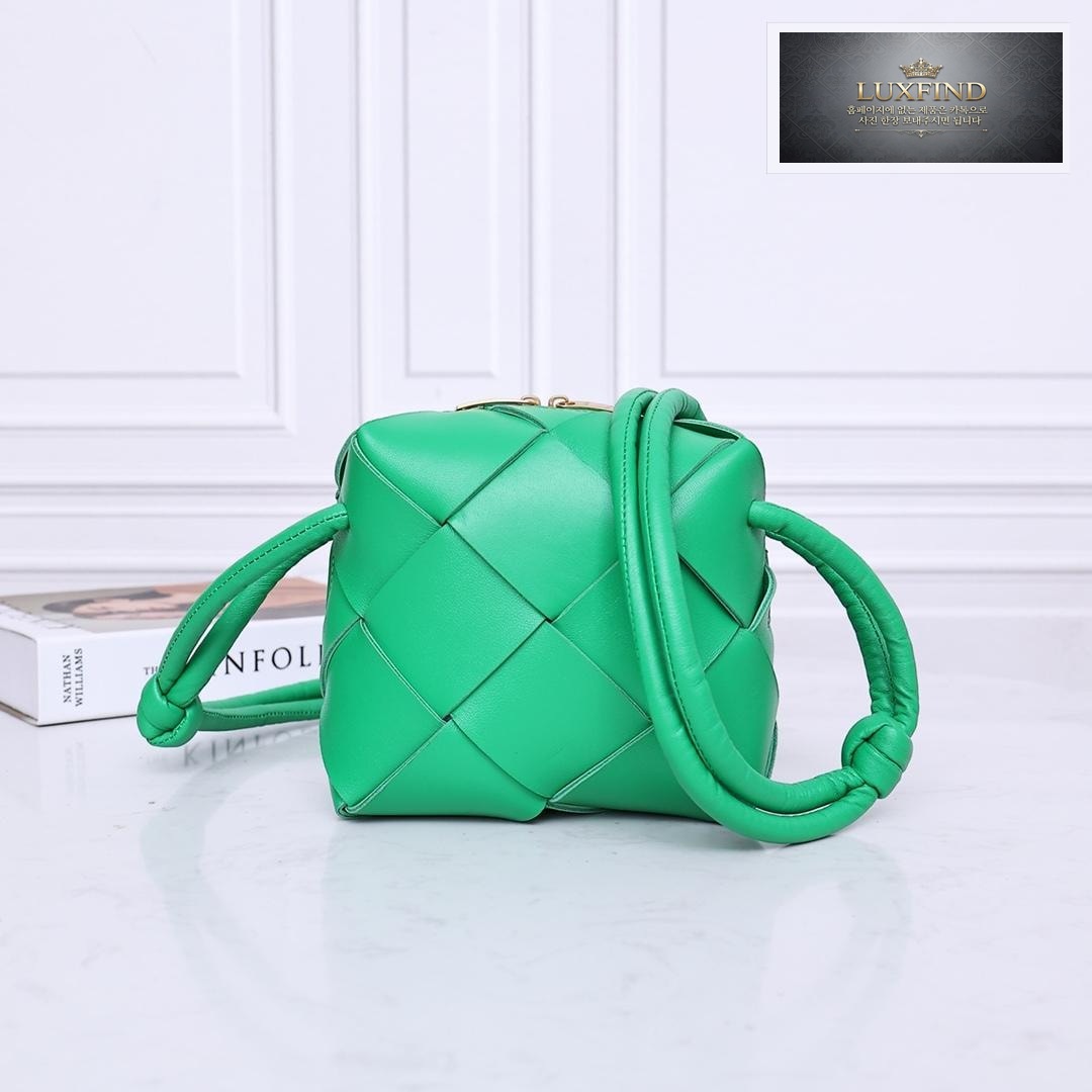 Bottega Veneta Mini Cassette Camera Bag