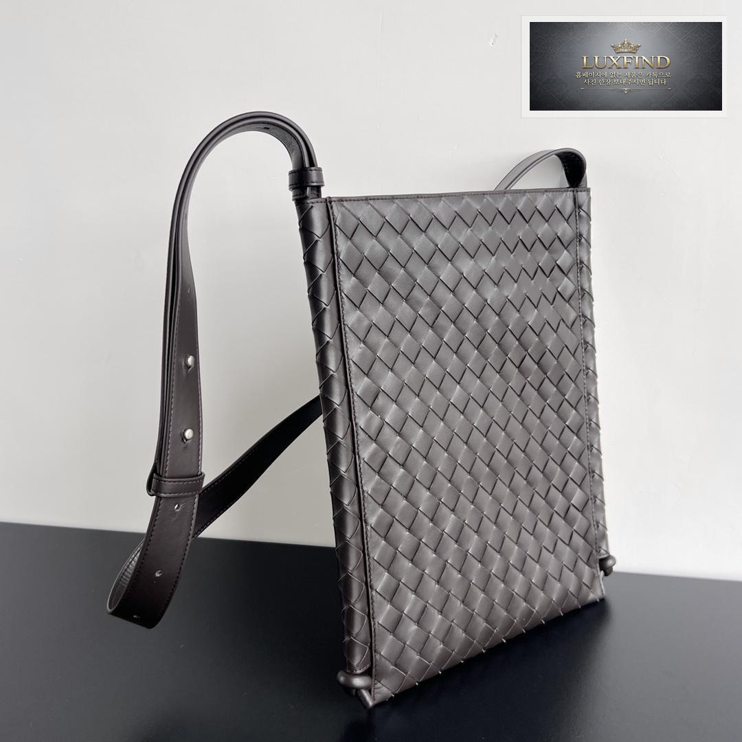 Bottega Veneta Large Flat Loop