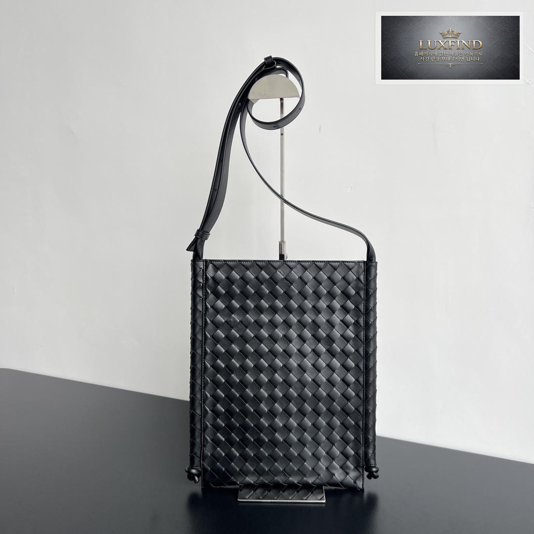 Bottega Veneta Large Flat Loop