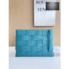Bottega Veneta Large Cassette Pouch