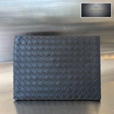 Bottega Veneta Intrecciato Half Zip Pouch
