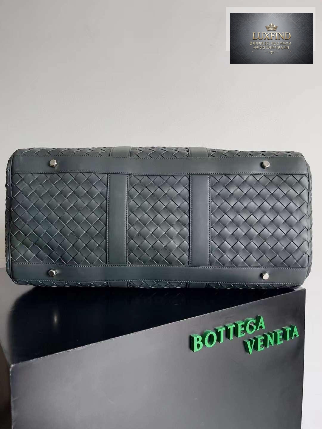 Bottega Veneta Intrecciato Duffel
