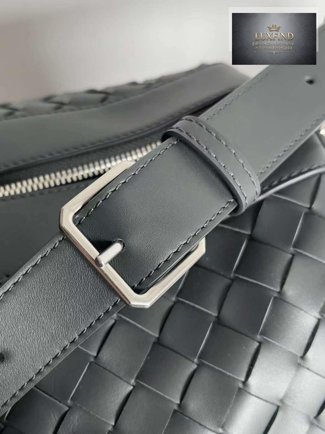 Bottega Veneta Intrecciato Duffel