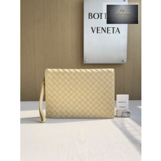 Bottega Veneta Intrecciato Document Case With Wristlet