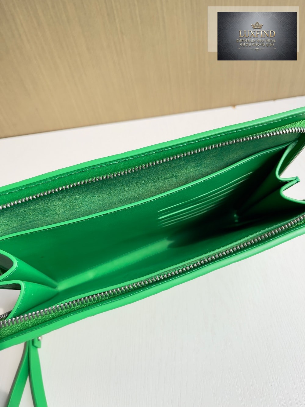 Bottega Veneta Intrecciato Document Case With Wristlet