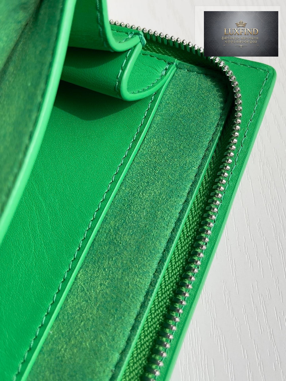 Bottega Veneta Intrecciato Document Case With Wristlet