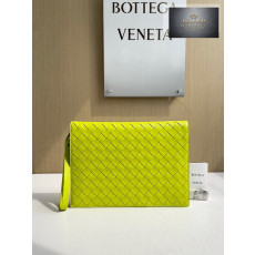 Bottega Veneta Intrecciato Document Case With Wristlet