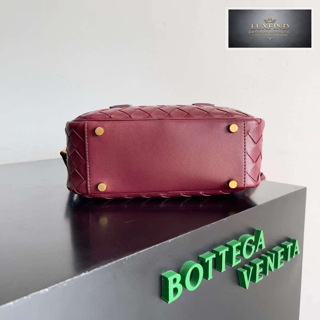 Bottega Veneta Getaway