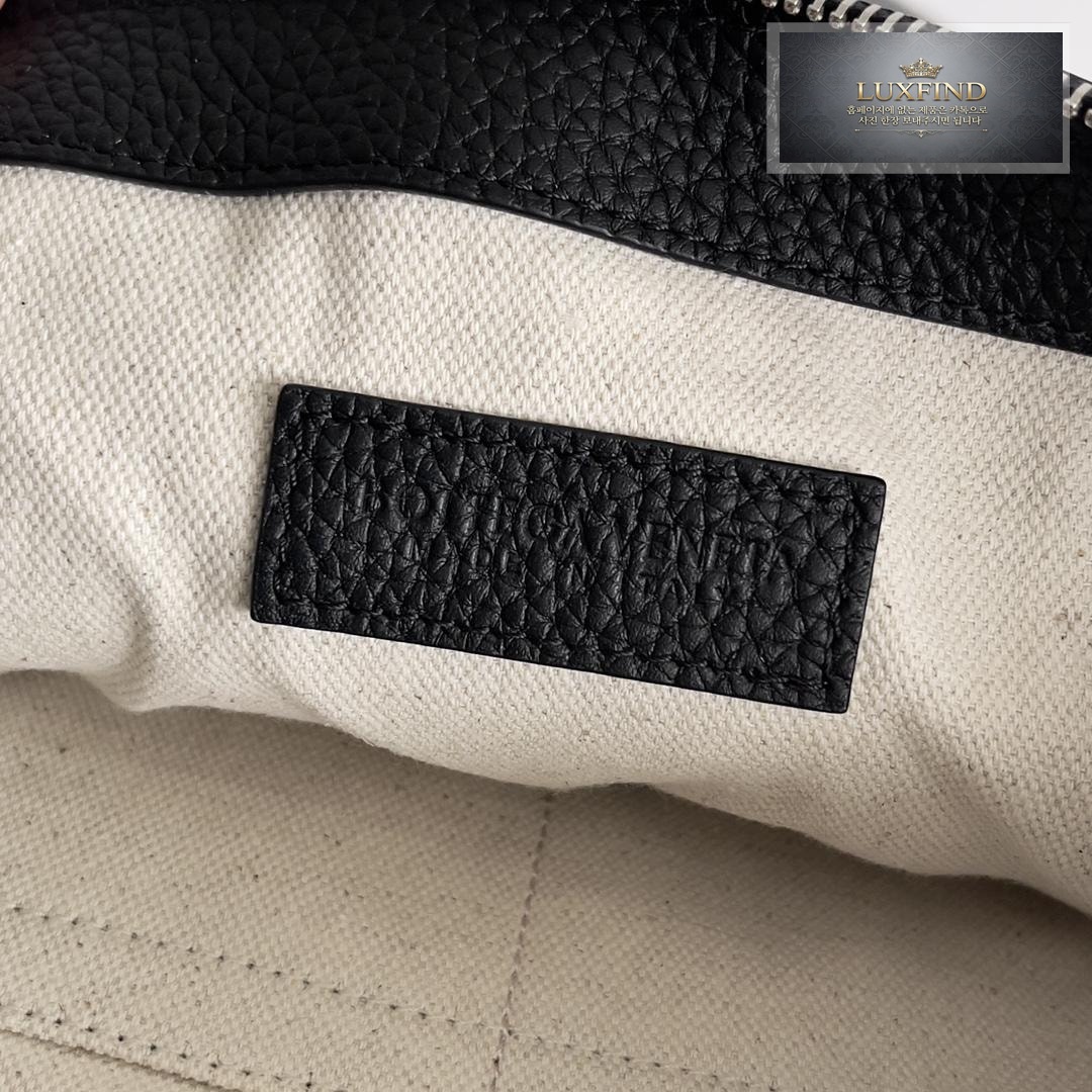 Bottega Veneta Diago Pouch