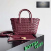 Bottega Veneta Cava Crocodile