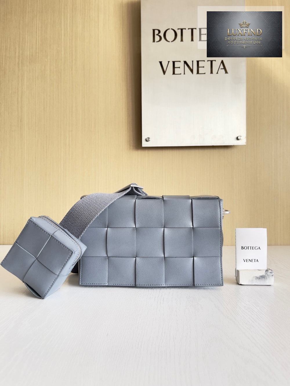 Bottega Veneta Cassette With Versatile Strap