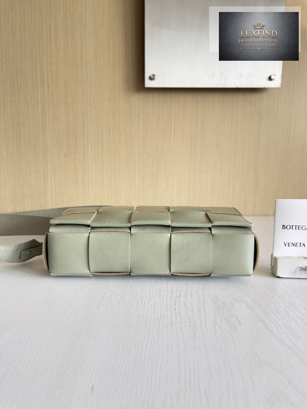 Bottega Veneta Cassette With Versatile Strap