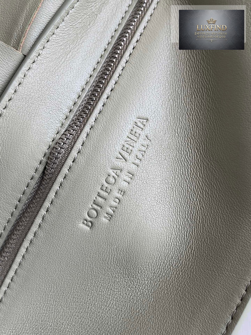 Bottega Veneta Cassette With Versatile Strap