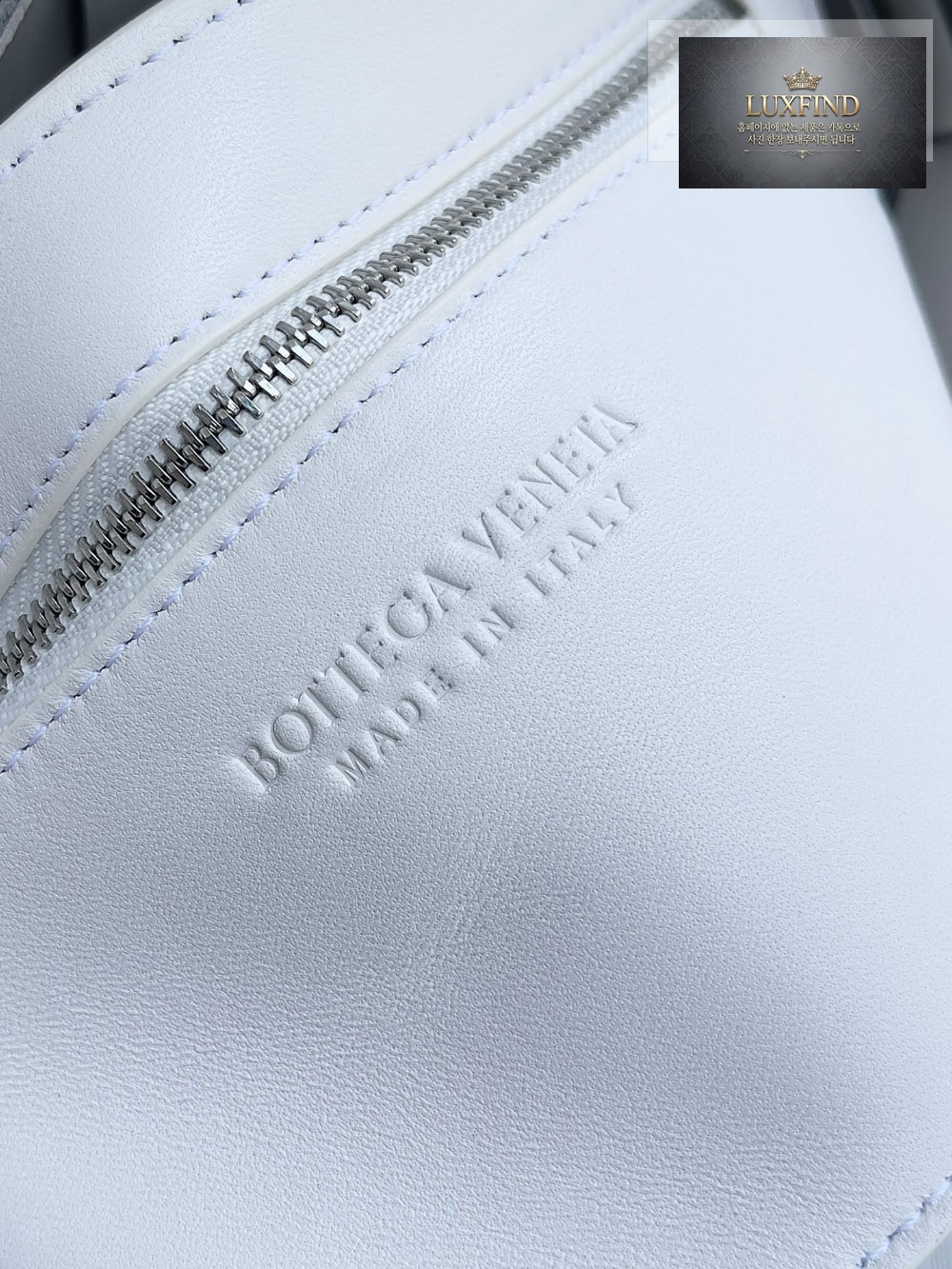Bottega Veneta Cassette With Versatile Strap