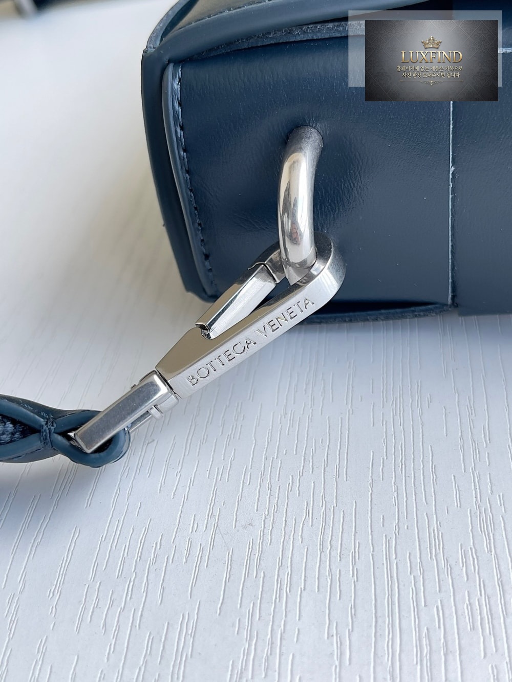 Bottega Veneta Cassette With Versatile Strap
