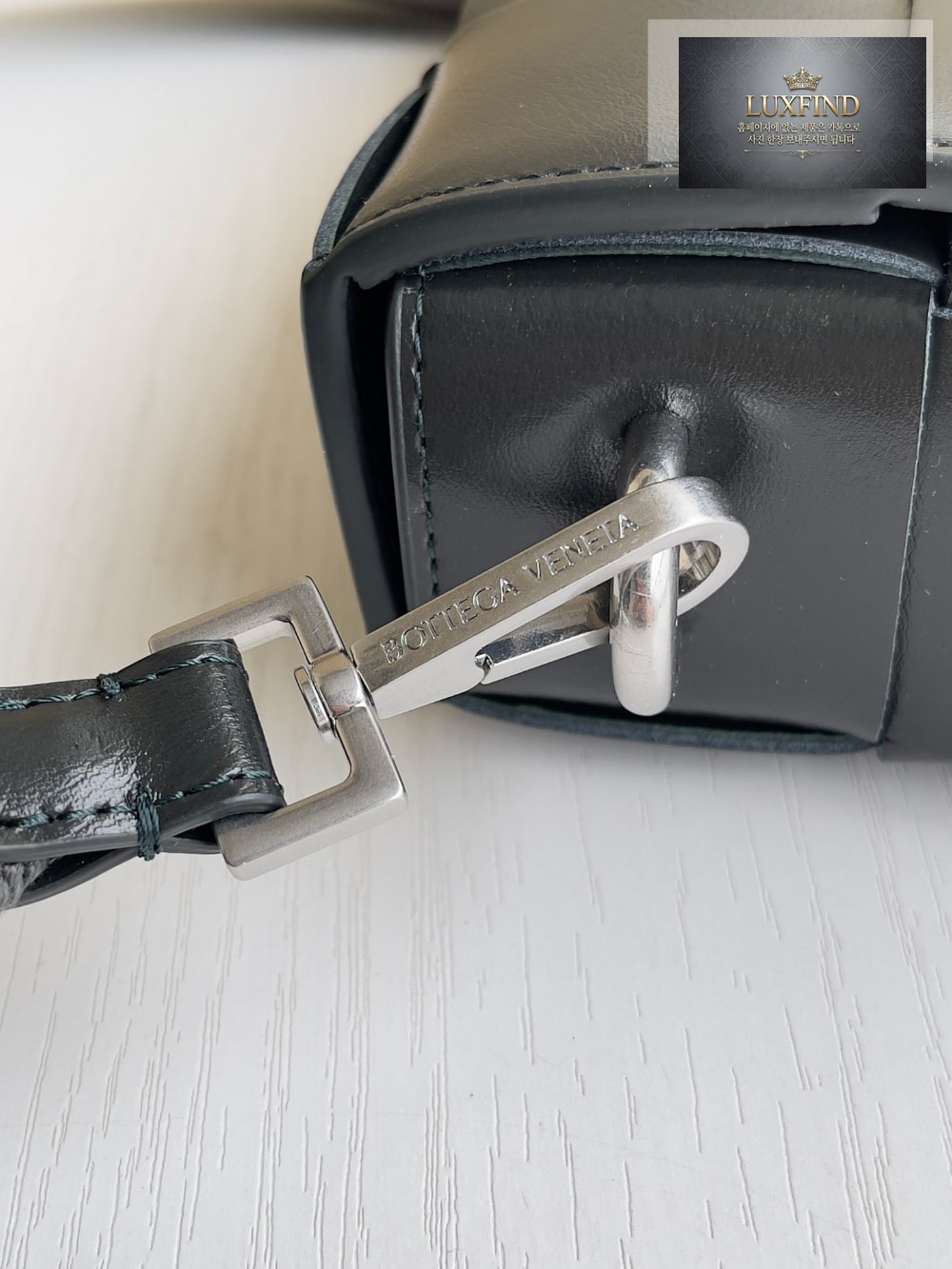 Bottega Veneta Cassette With Versatile Strap