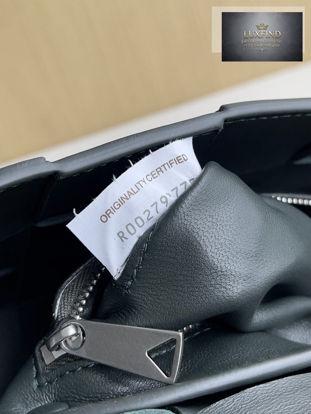 Bottega Veneta Cassette With Versatile Strap