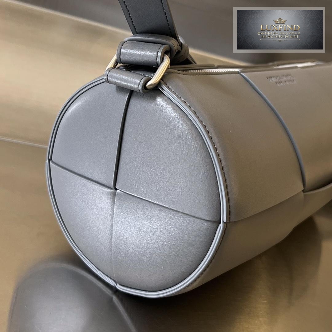 Bottega Veneta Canette