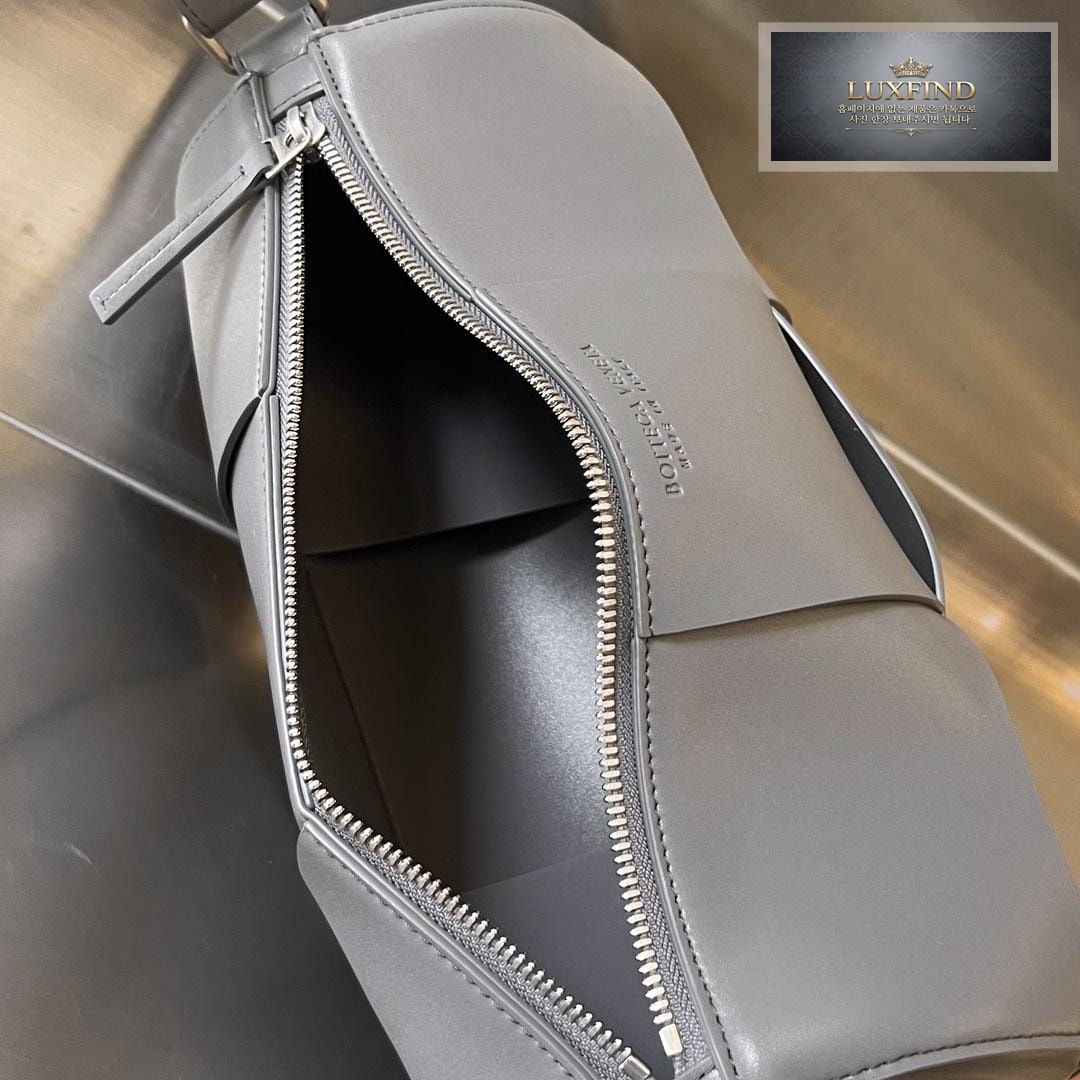 Bottega Veneta Canette