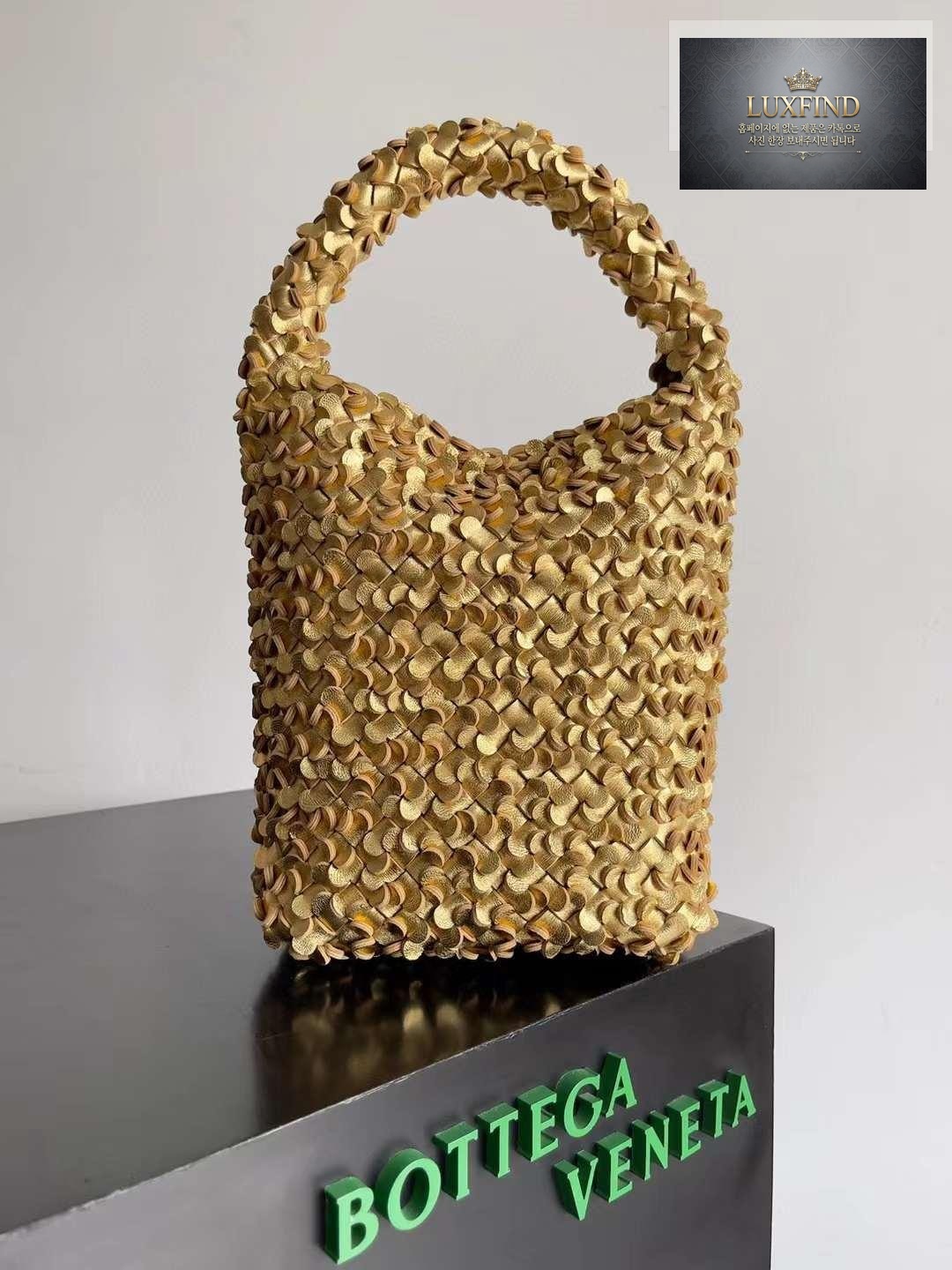 Bottega Veneta Cabat Bucket Sequins