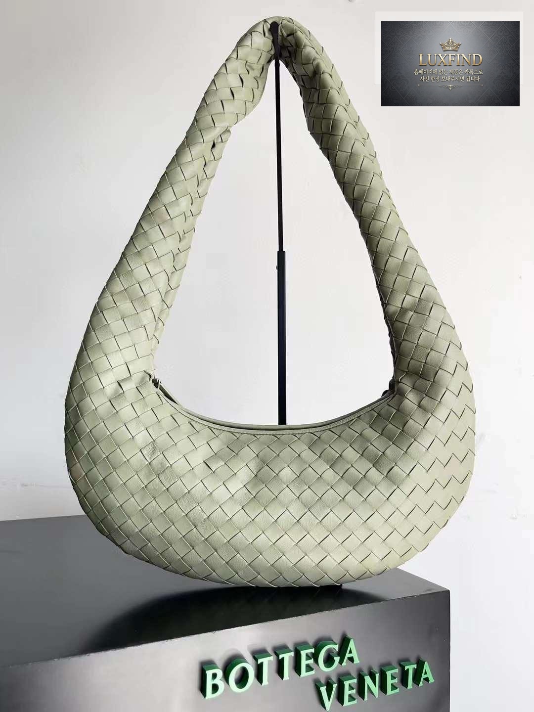Bottega Veneta Buddy