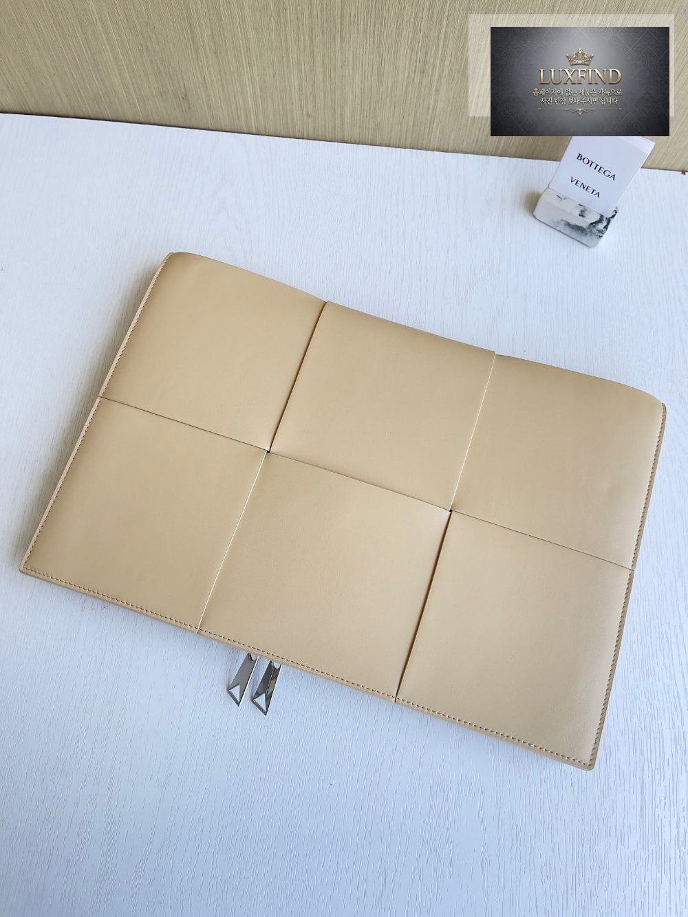 Bottega Veneta Arco Document Case