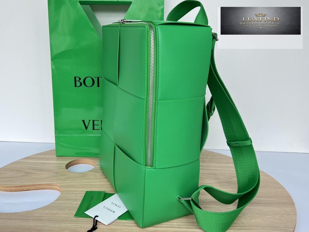 Bottega Veneta Arco BackPack